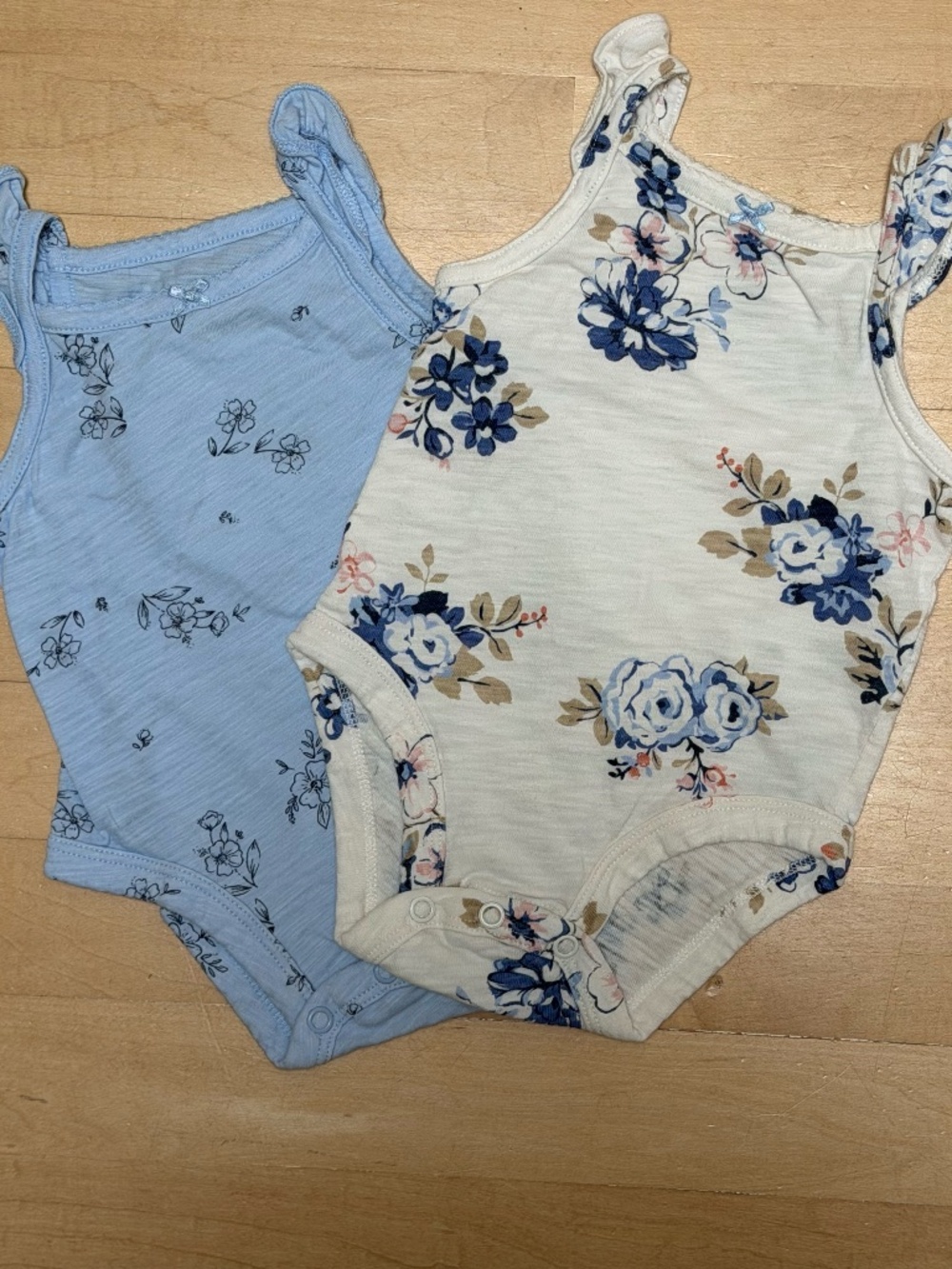 Carter's Baby Girl Summer Blue Floral Onesies 2 pack 0-3M NWOT